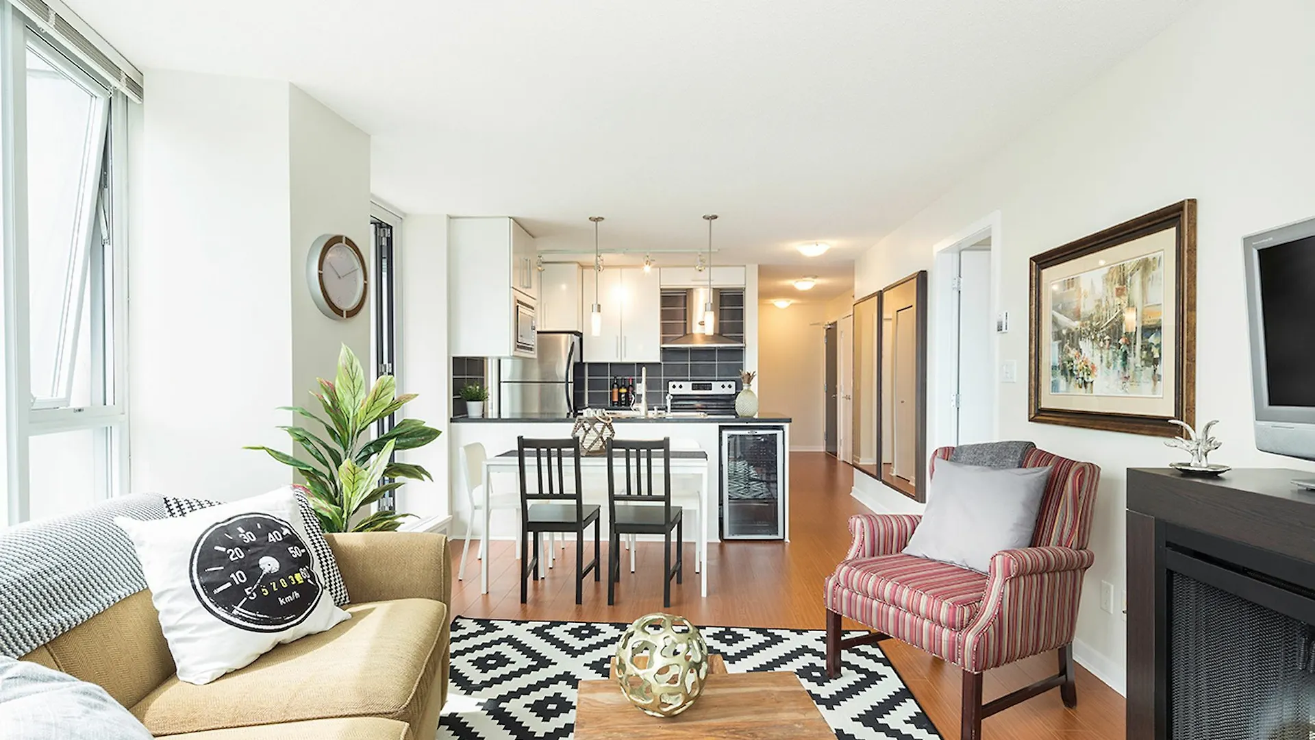 Posh 2Br In Chinatown By Sonder Hotel Vancouver